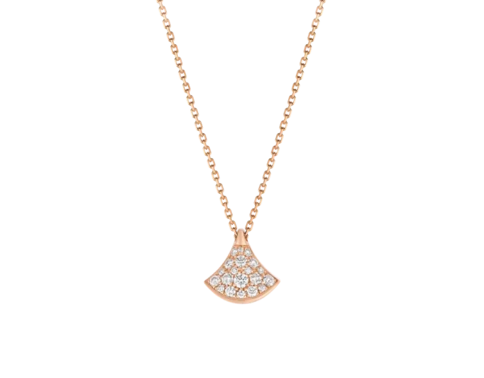 Collar Divas’ Dream
