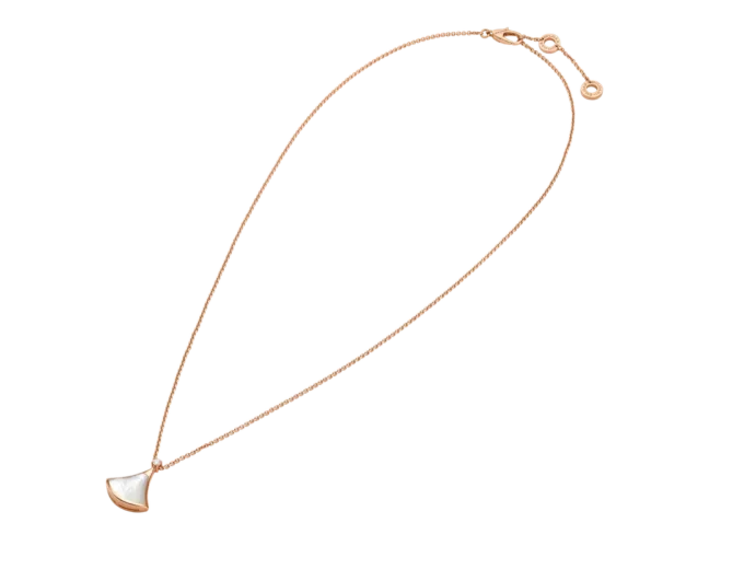 Collar Divas’ Dream