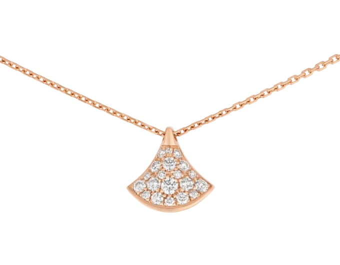 Collar Divas’ Dream